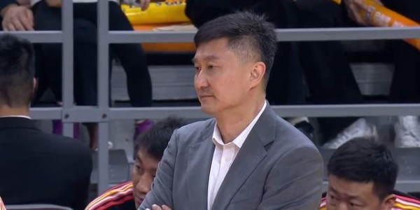 杜锋下课回归北京家庭？一切尘埃落定，广东完成官宣，去向曝光