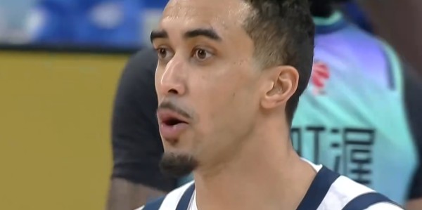 乐鱼在线登录-广东104-113上海！球员评分：3人满分，2人良好，2人不合格