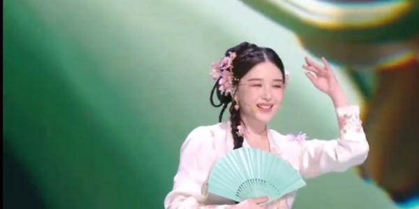 乐鱼体育下载-咏春融合武术韵味亮相乘风2026国风舞台惊艳观众|阚清子|样子_新浪新闻